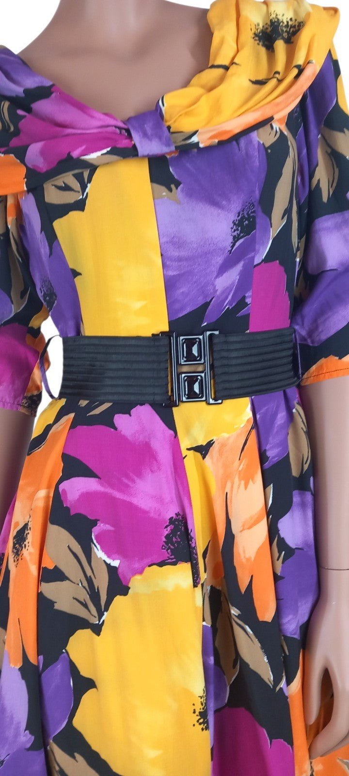 Vintage 80s Dress _ Size 8 | Vintage Boutique Vintage 80s Dress _ Size 8 | Vintage Boutique